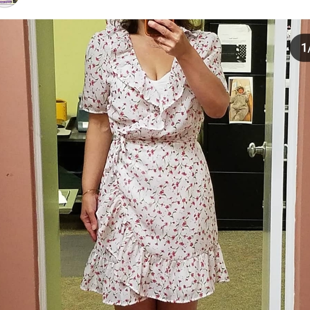 Wrap dress by re-named. Women's large. Outstanding condition.